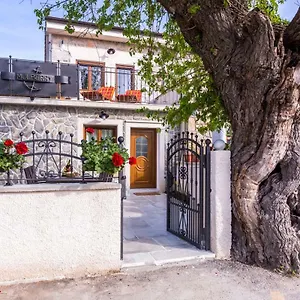 Mulberry Ferienhaus